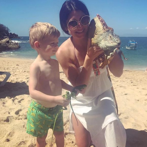 Meet your Posher, Leslie - Picture 1 of 1